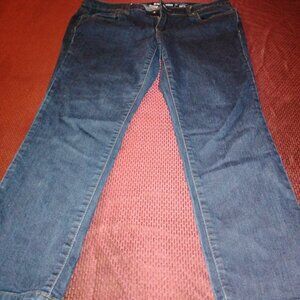 Women's Slim Fit Stretch Jeans